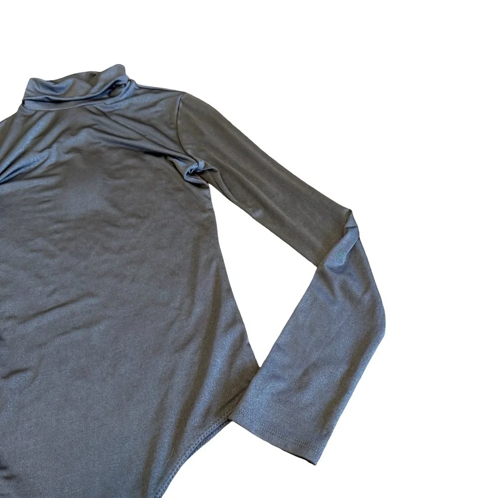 BCBGMaxAzria Turtleneck Bodysuit Shimmer Stretch Grey Long Sleeve Stretch XS NWT - Picture 6 of 15